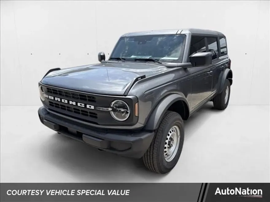 2025 Ford Bronco Base photo 1