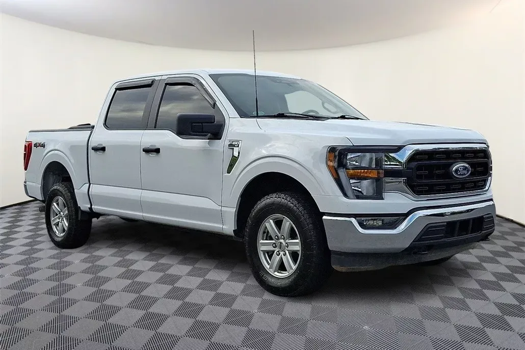 2023 Ford F-150 XLT photo 1
