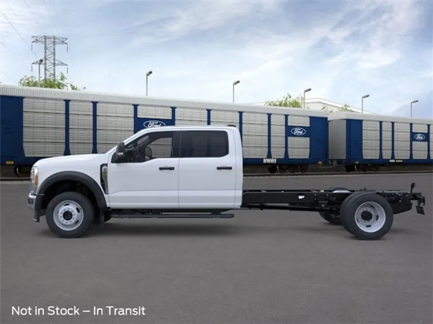 2026 Ford F-550 photo 1