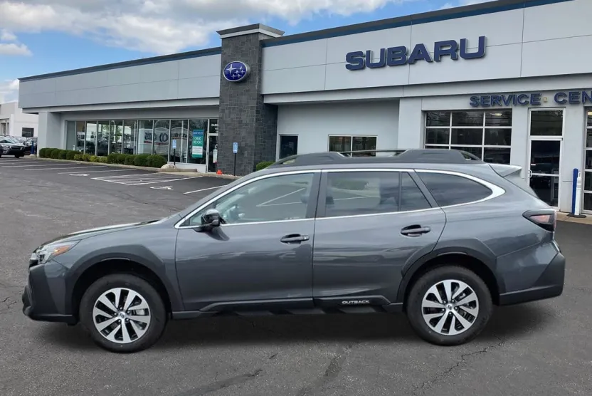2025 Subaru Outback Premium photo 1