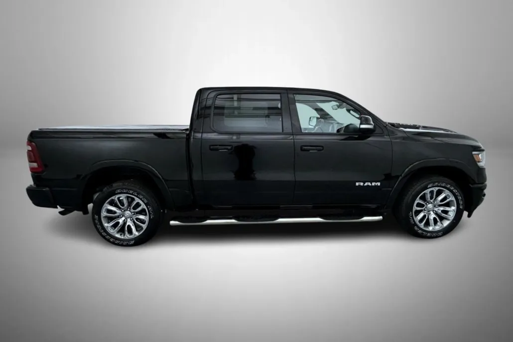 2019 Ram 1500 Laramie photo 1