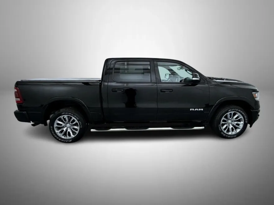 2019 Ram 1500 Laramie photo 1