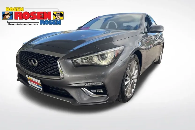 2022 Infiniti Q50 LUXE photo 1