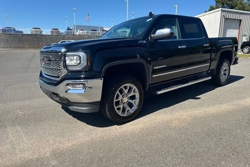 2018 Gmc Sierra 1500 SLT photo 1
