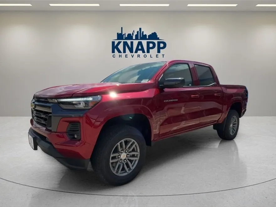 2026 Chevrolet Colorado LT photo 1