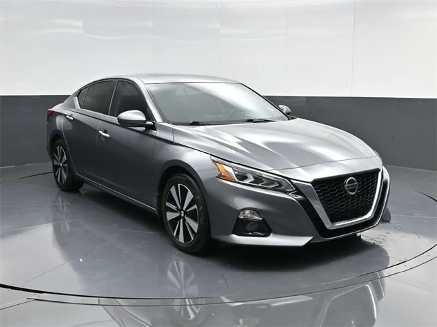 2021 Nissan Altima 2.5 SL photo 1