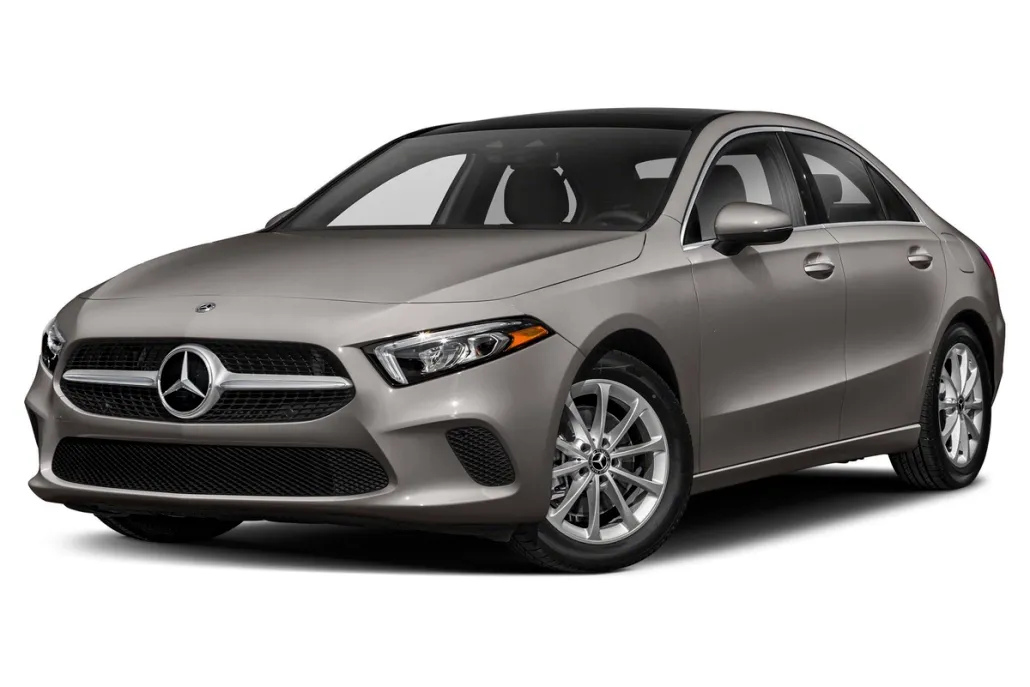 2022 Mercedes Benz A 220 4MATIC photo 1