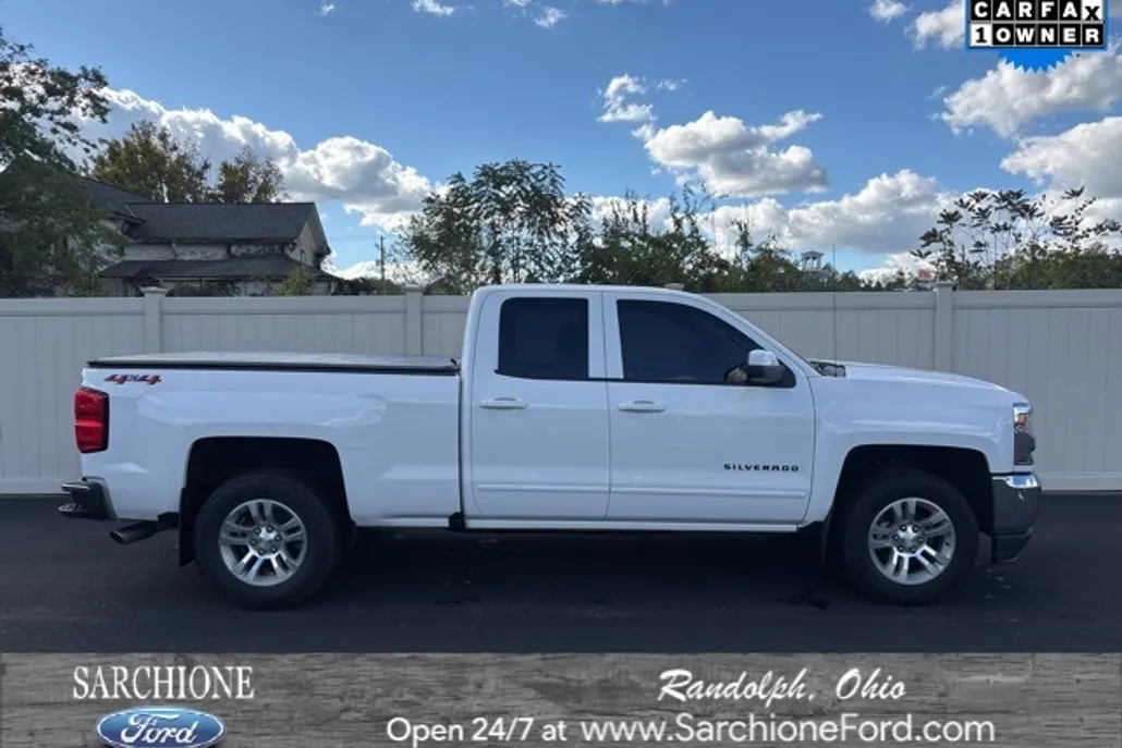 2019 Chevrolet Silverado 1500 LT photo 1