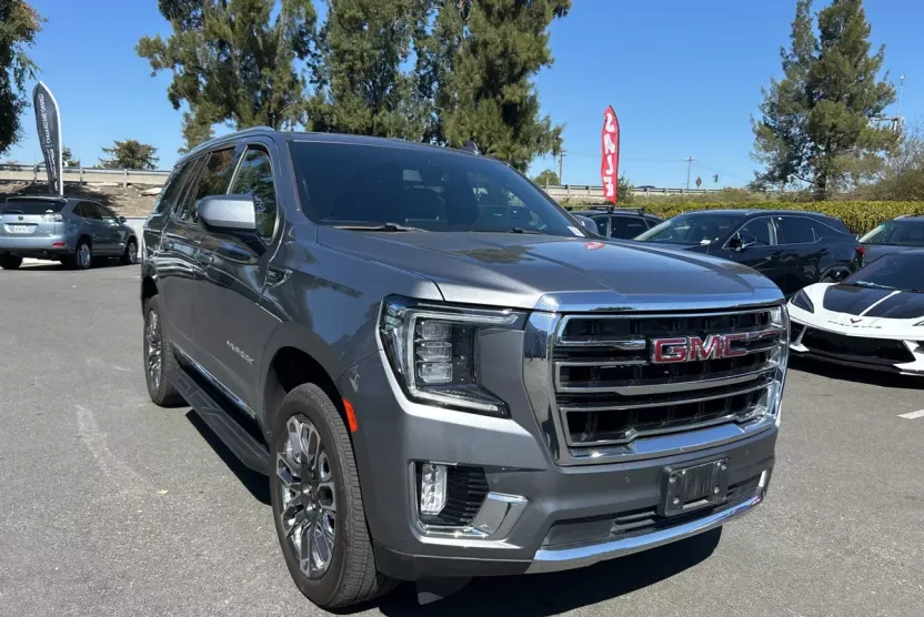 2021 Gmc Yukon SLT photo 1