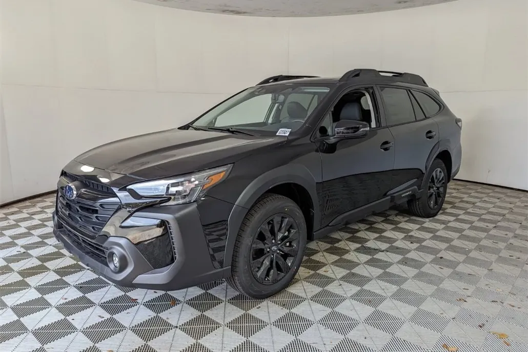 2024 Subaru Outback Onyx Edition photo 1