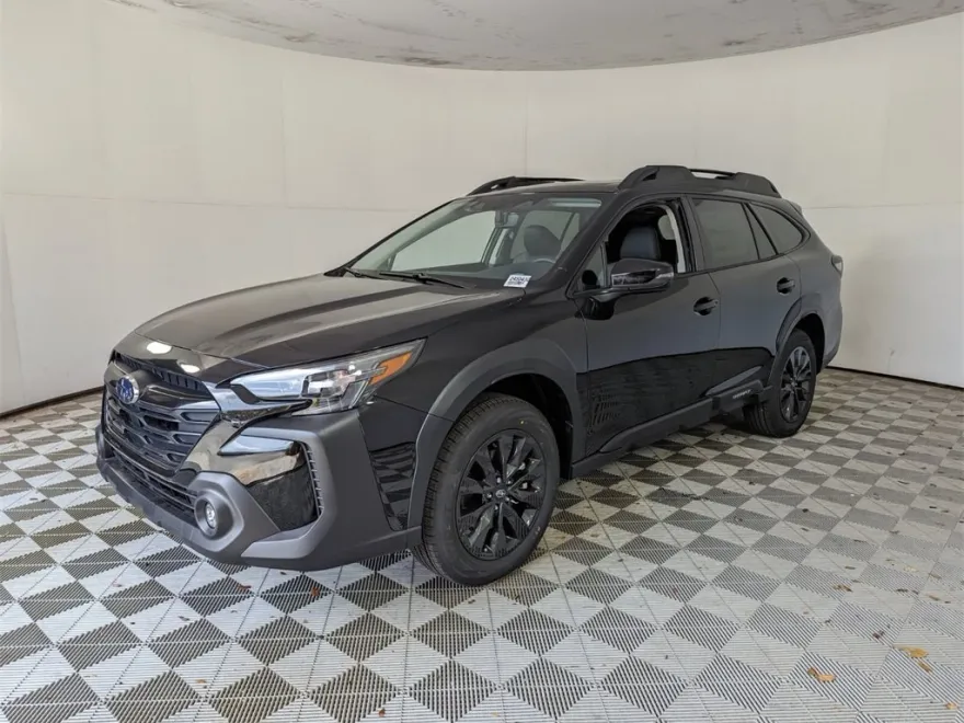 2024 Subaru Outback Onyx Edition photo 1