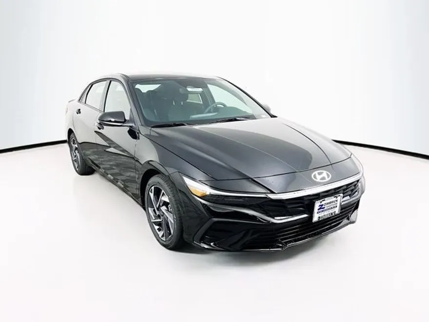 2025 Hyundai Elantra SEL Sport photo 1