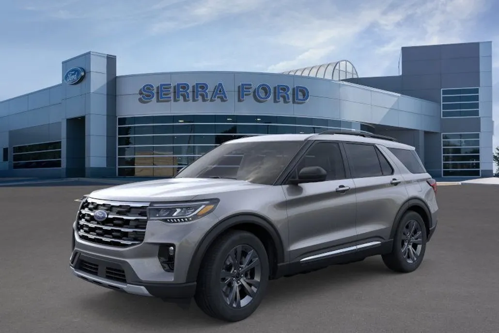 2025 Ford Explorer photo 1