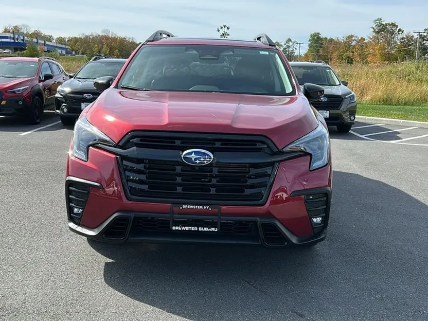2025 Subaru Ascent Onyx Edition Touring photo 1