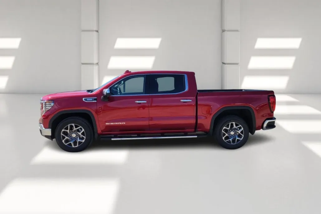 2026 Gmc Sierra 1500 SLT photo 1