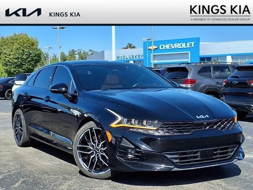 2023 Kia K5 GT photo 1