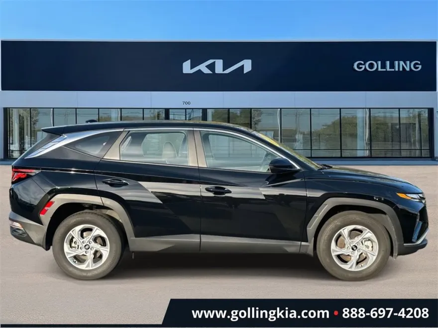 2024 Hyundai Tucson SE photo 1