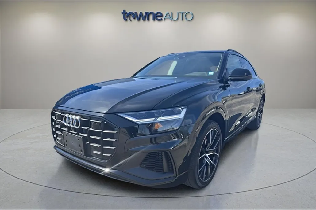 2022 Audi Q8 55 Premium Plus photo 1
