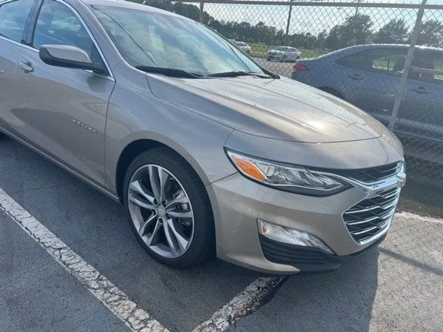 2024 Chevrolet Malibu Premier 2LT photo 1