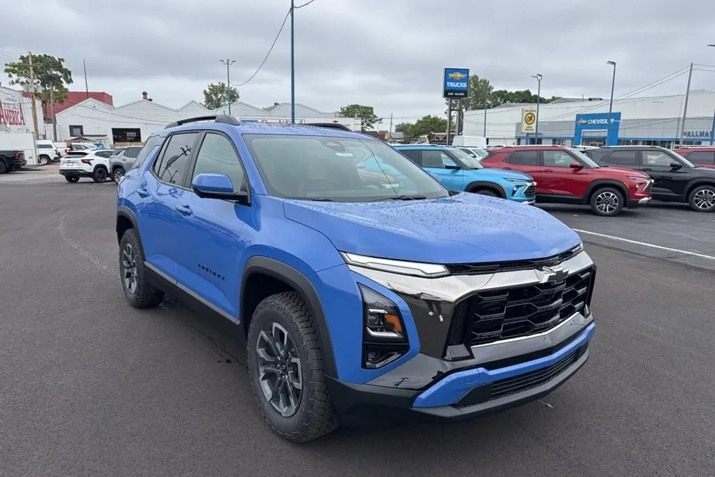 2026 Chevrolet Equinox ACTIV photo 1