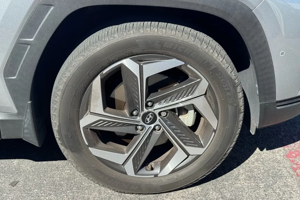 2023 Hyundai Tucson Limited photo 1