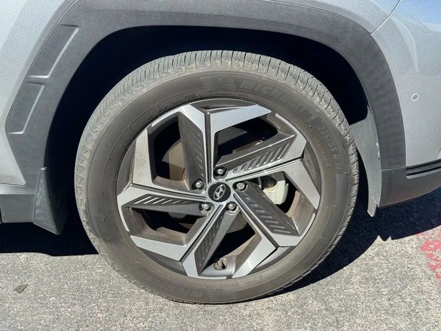 2023 Hyundai Tucson Limited photo 1
