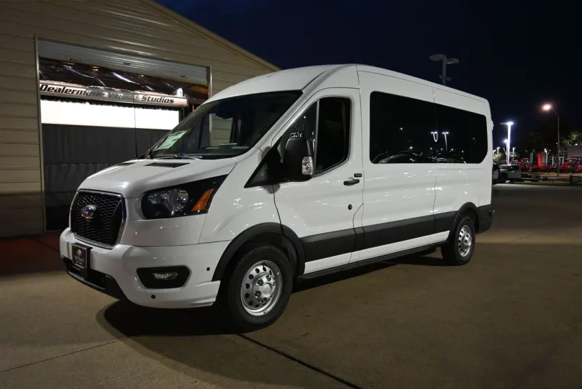 2025 Ford Transit photo 1