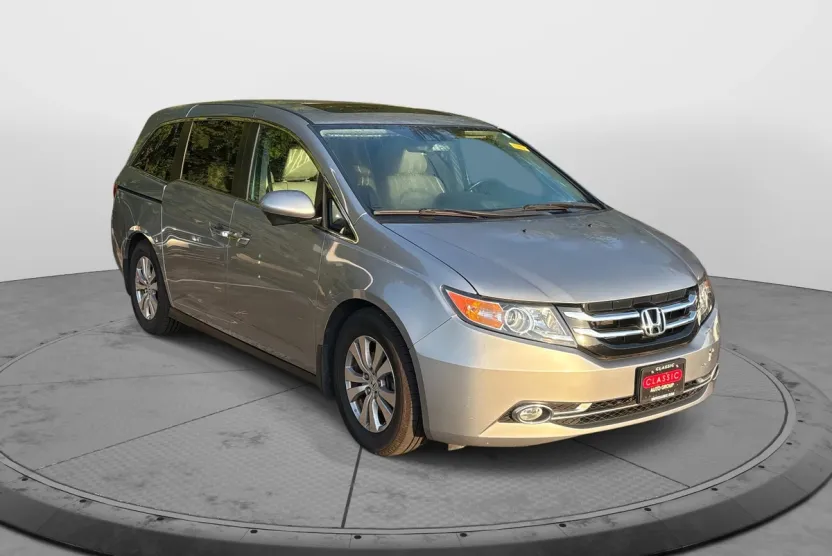 2016 Honda Odyssey EX-L photo 1