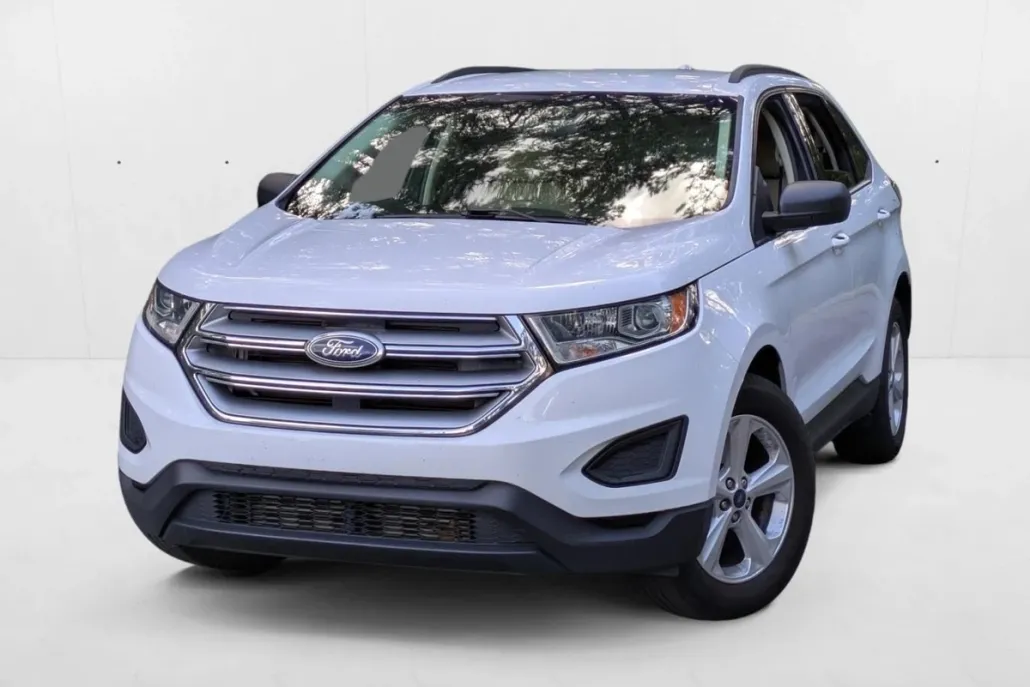 2017 Ford Edge SE Sport photo 1