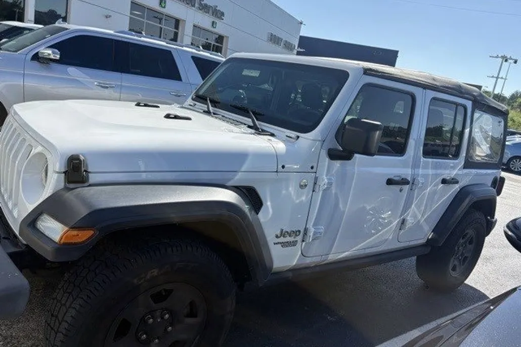 2018 Jeep Wrangler Unlimited Sport photo 1