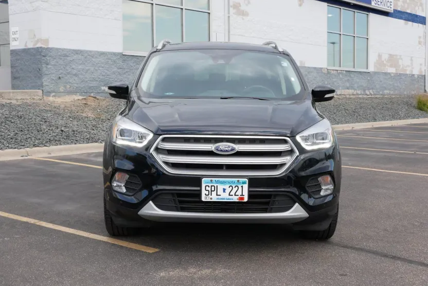 2017 Ford Escape Titanium photo 1