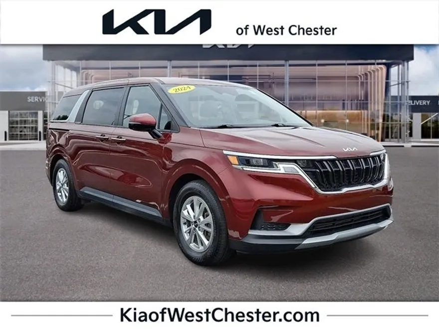 2024 Kia Carnival LX photo 1