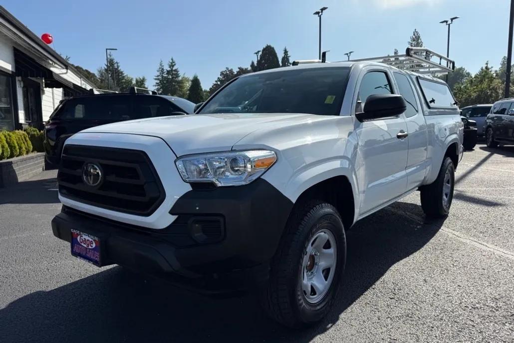 2022 Toyota Tacoma SR photo 1