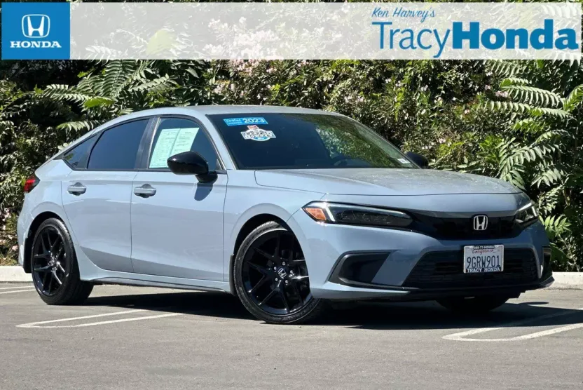 2023 Honda Civic Hatchback Sport photo 1