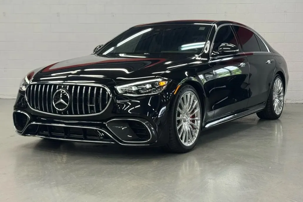 2024 Mercedes Benz S AMG 63 E PERFORMANCE 4MATIC photo 1