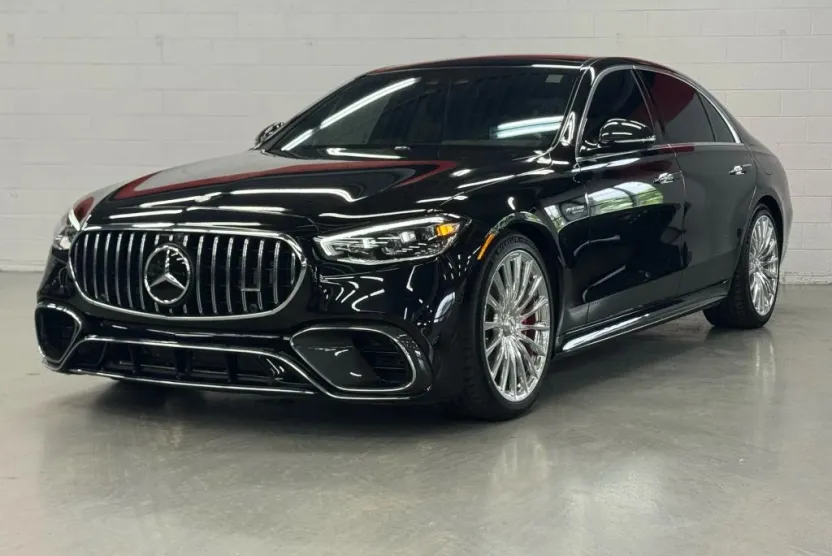 2024 Mercedes Benz S AMG 63 E PERFORMANCE 4MATIC photo 1