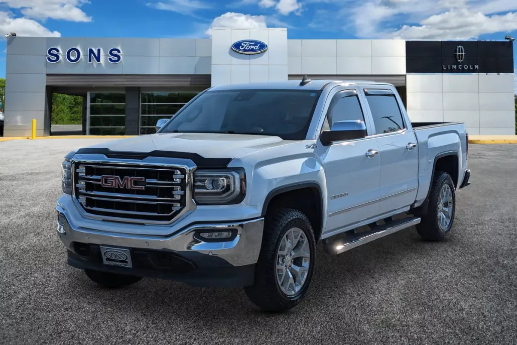 2018 Gmc Sierra 1500 SLT photo 1