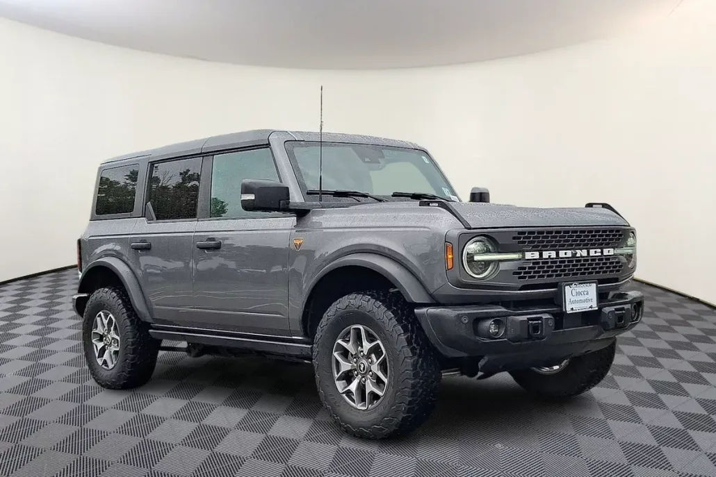 2022 Ford Bronco Badlands photo 1