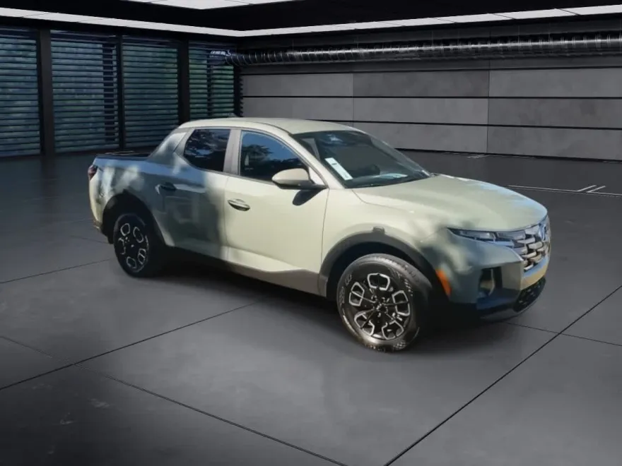 2024 Hyundai Santa Cruz SE photo 1