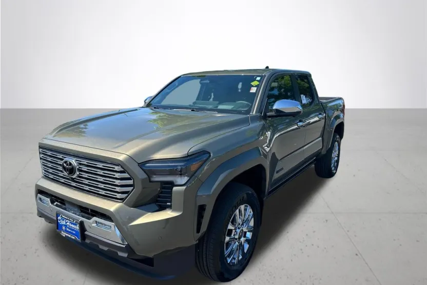 2025 Toyota Tacoma Limited photo 1
