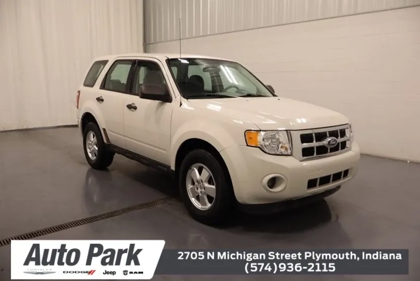 2012 Ford Escape XLS photo 1