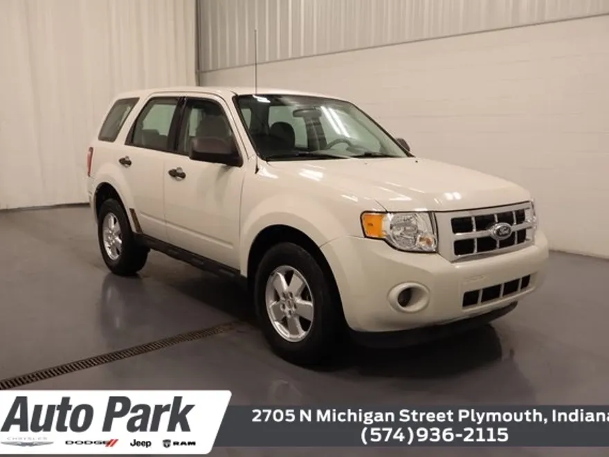 2012 Ford Escape XLS photo 1