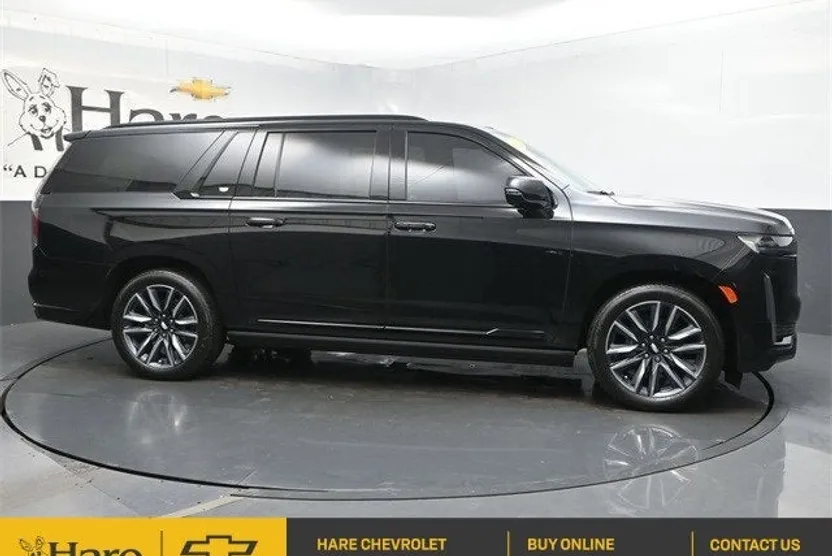 2023 Cadillac Escalade ESV Sport photo 1