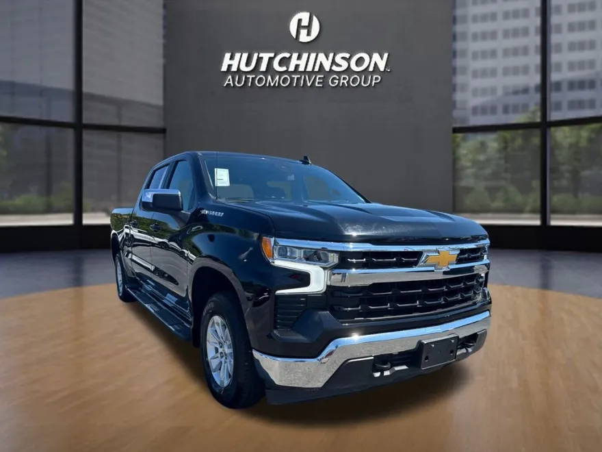 2024 Chevrolet Silverado 1500 LT photo 1