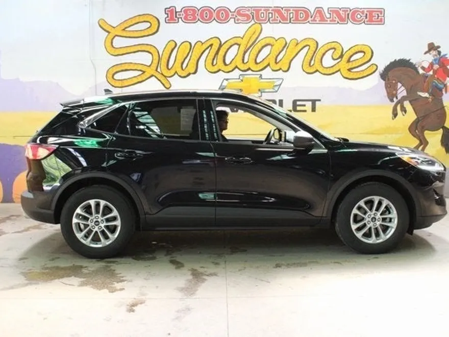 2022 Ford Escape SE photo 1