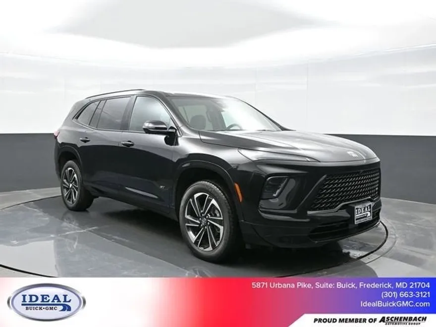 2025 Buick Enclave Sport Touring photo 1