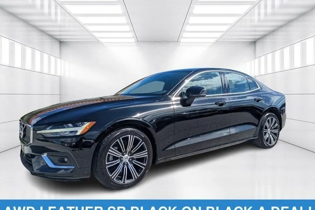 2022 Volvo S60 B5 Inscription photo 1