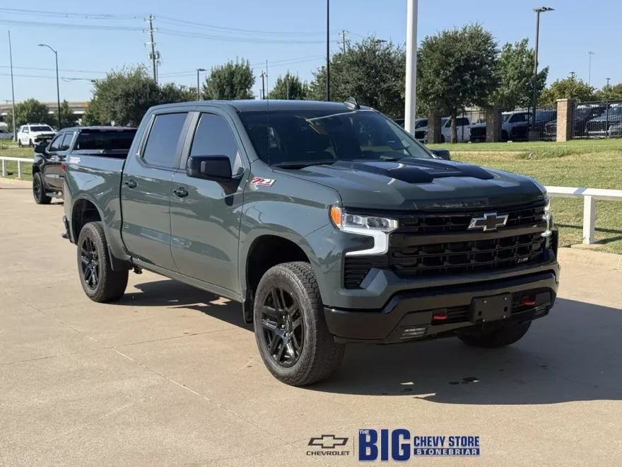 2025 Chevrolet Silverado 1500 LT Trail Boss photo 1