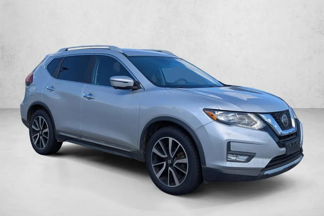 2020 Nissan Rogue SL photo 1