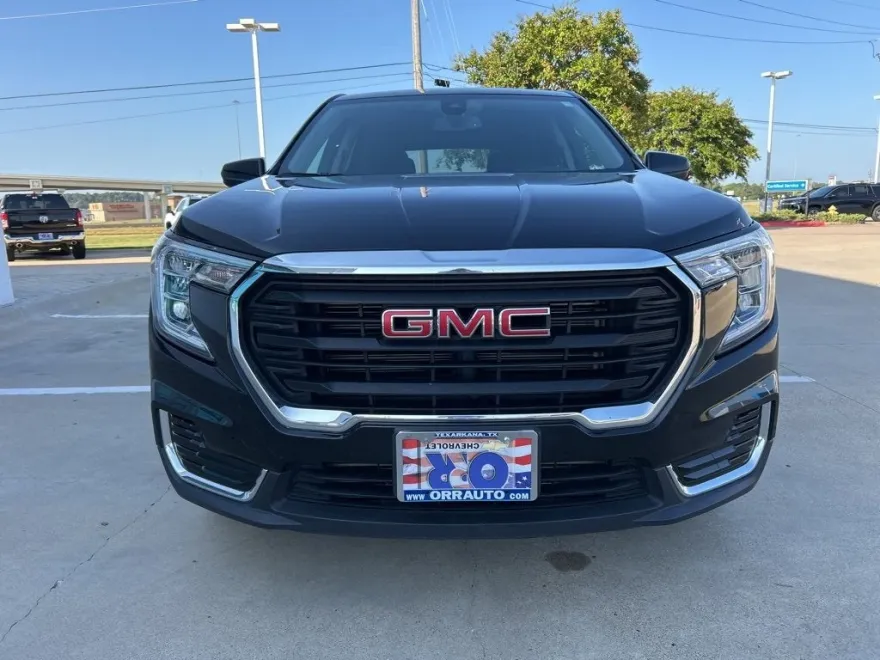 2024 Gmc Terrain SLE photo 1